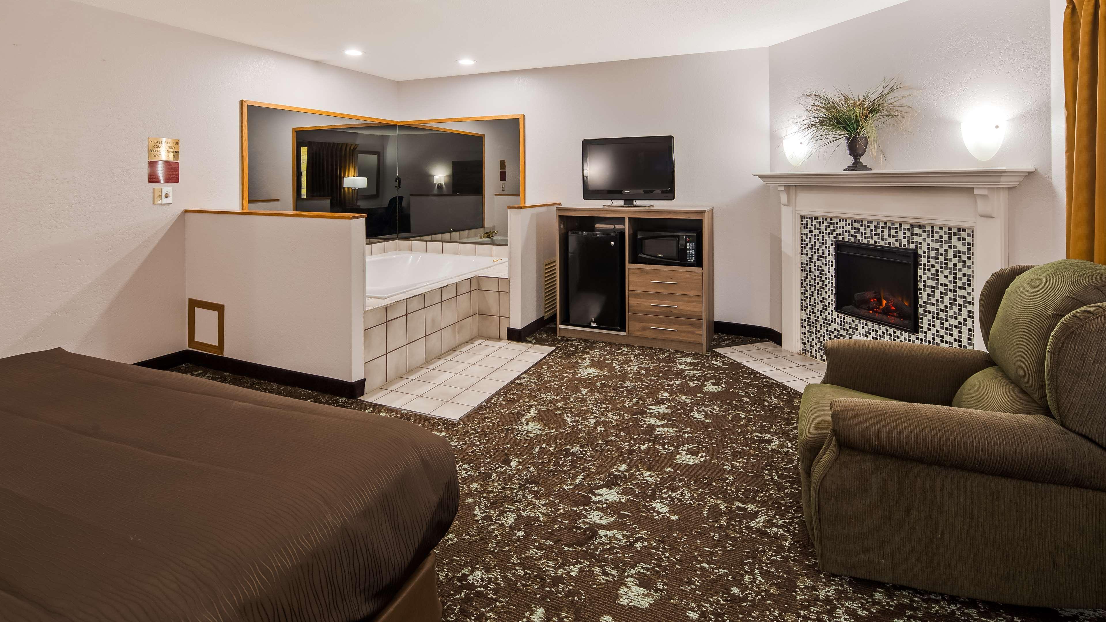 Ramada By Wyndham Cedar Rapids South Ξενοδοχείο Εξωτερικό φωτογραφία