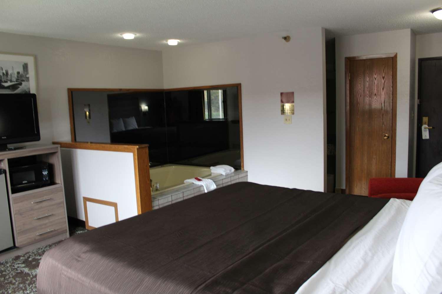Ramada By Wyndham Cedar Rapids South Ξενοδοχείο Εξωτερικό φωτογραφία