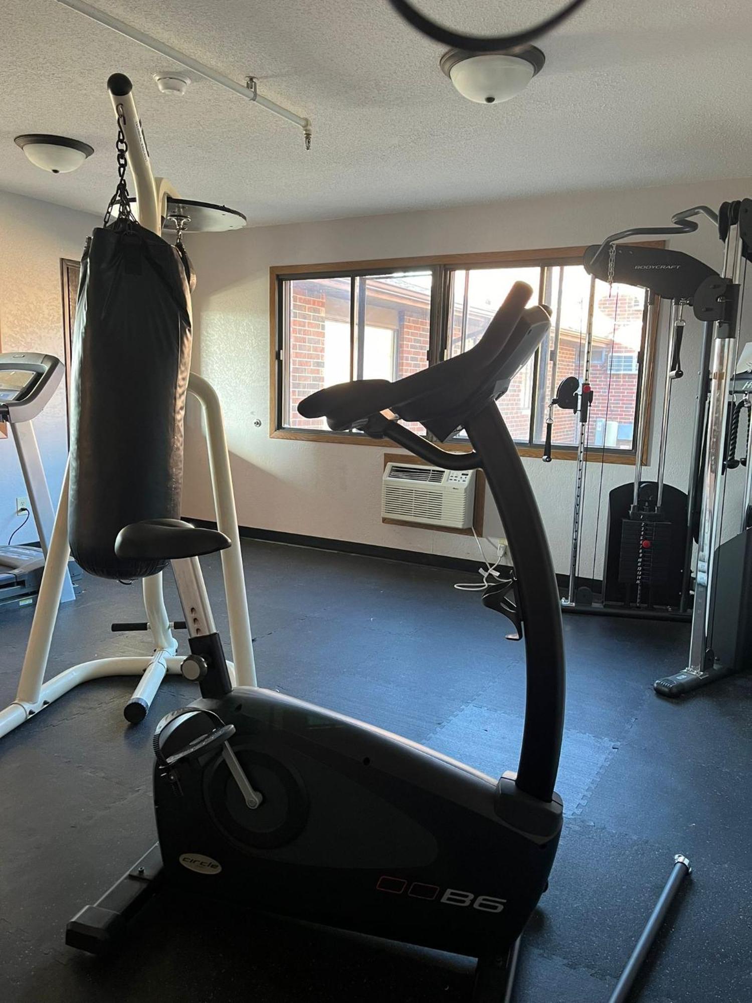 Ramada By Wyndham Cedar Rapids South Ξενοδοχείο Εξωτερικό φωτογραφία