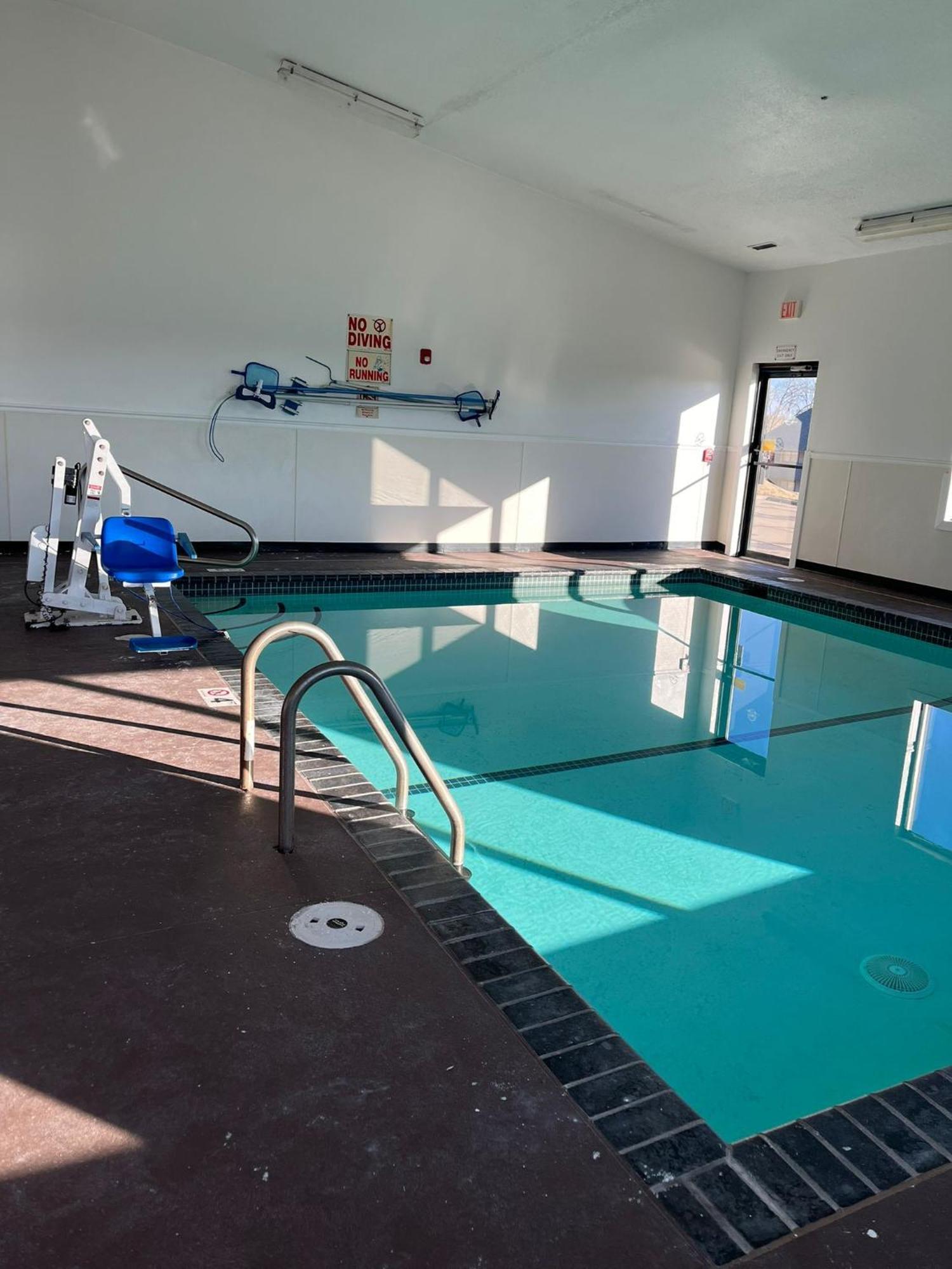 Ramada By Wyndham Cedar Rapids South Ξενοδοχείο Εξωτερικό φωτογραφία