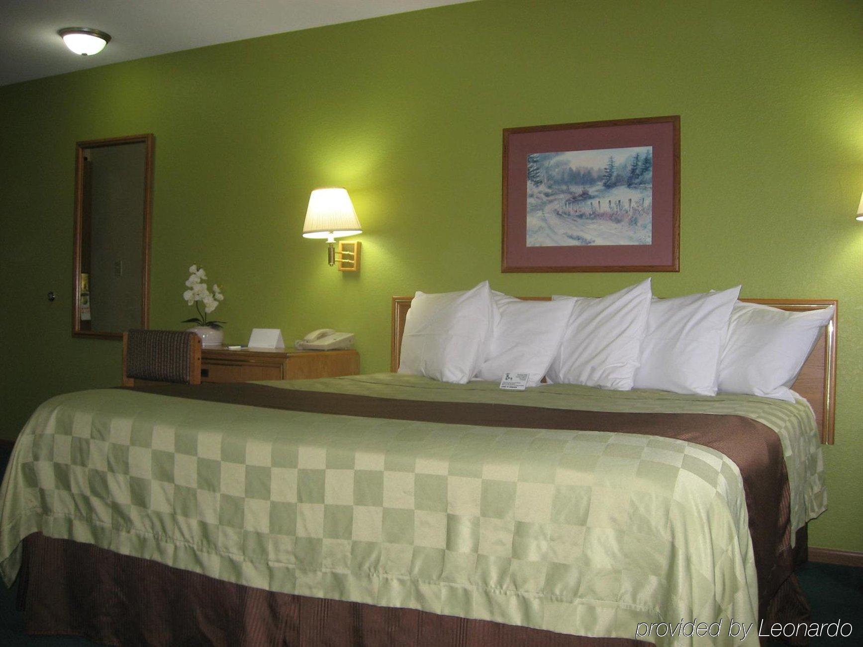 Ramada By Wyndham Cedar Rapids South Ξενοδοχείο Δωμάτιο φωτογραφία