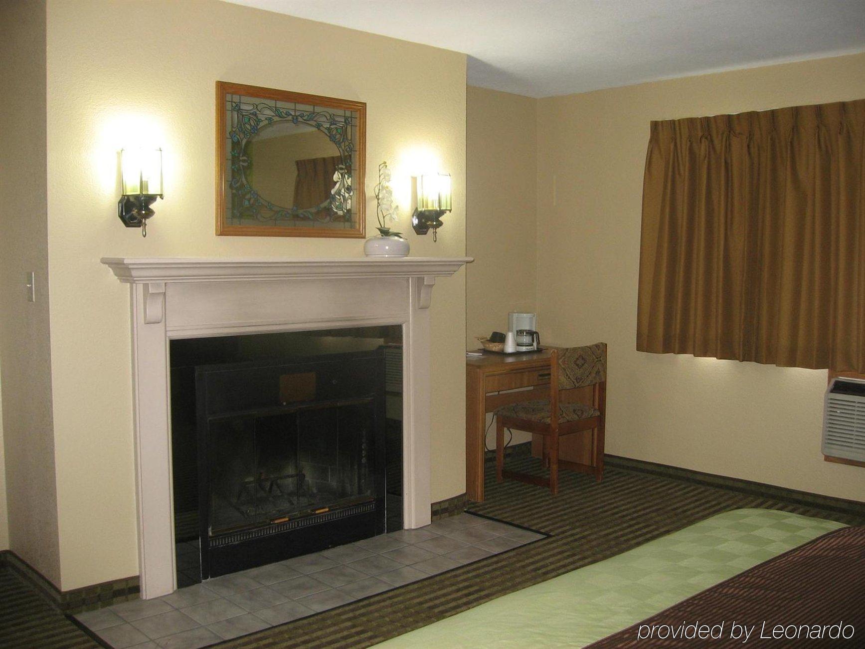 Ramada By Wyndham Cedar Rapids South Ξενοδοχείο Δωμάτιο φωτογραφία